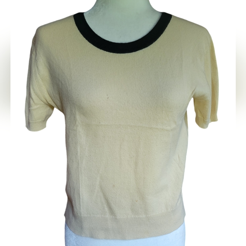 CHANEL VINTAGE CASHMERE SWEATER